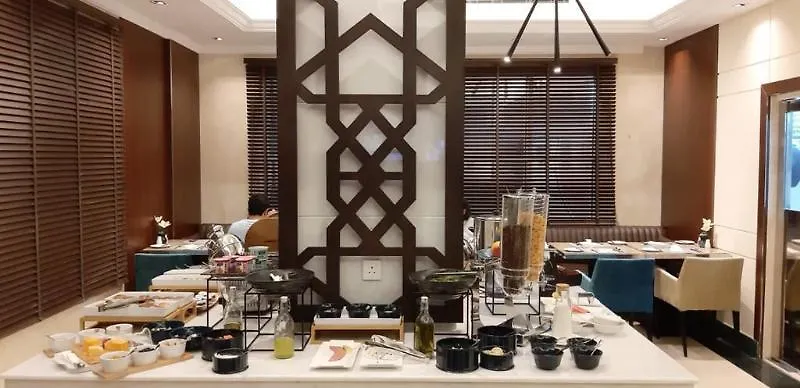 ג'דה Three Points Al Salama Hotel